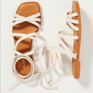 NWOB Aloha Ivory ‘Saltwater’ Laceup Sandals